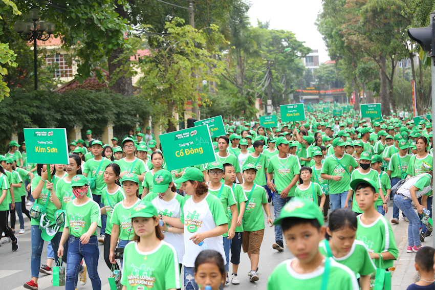Hơn 20.000 học sinh và phụ huynh tham gia Ngày hội đi bộ vì thế hệ VN năng động lần thứ 5