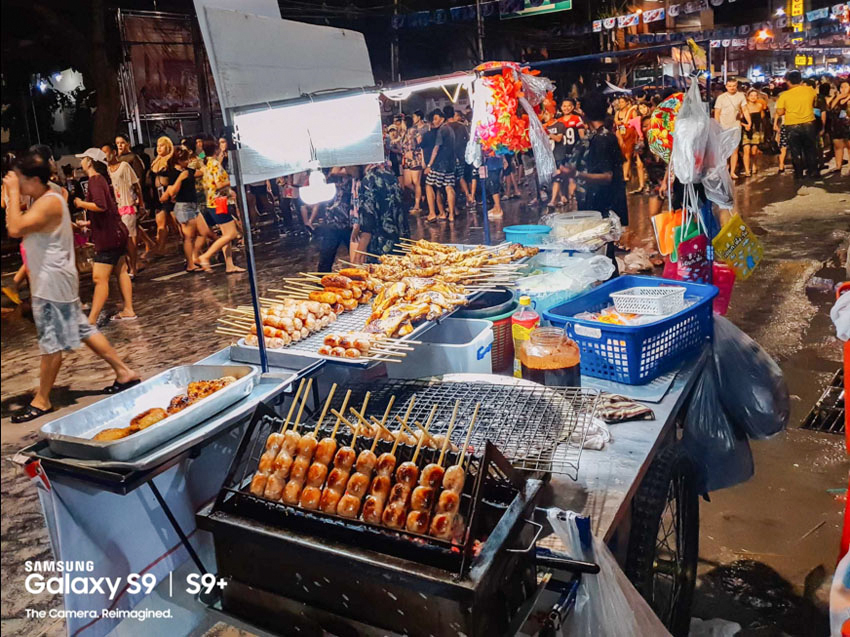 Lễ hội té nước - Tết Songkran tưng bừng qua ống kính Galaxy S9/S9+