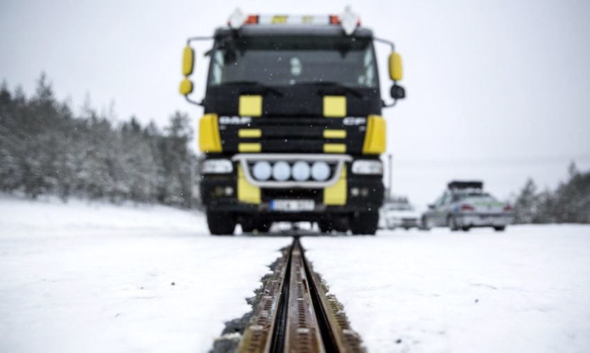 Thụy Điển khai trương đường sạc xe điện đầu tiên trên thế giới