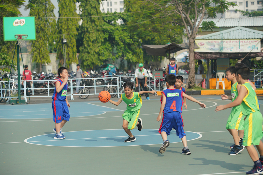 Giải bóng rổ Festival trường học Tp.HCM - Cúp MILO 2018 thu hút 120 đội tranh tài