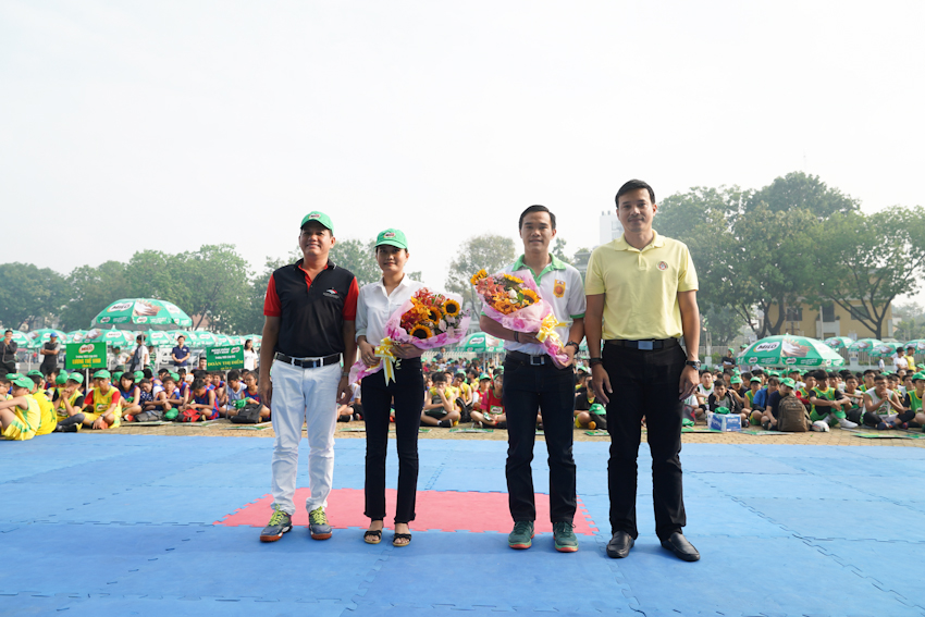 Giải bóng rổ Festival trường học Tp.HCM - Cúp MILO 2018 thu hút 120 đội tranh tài