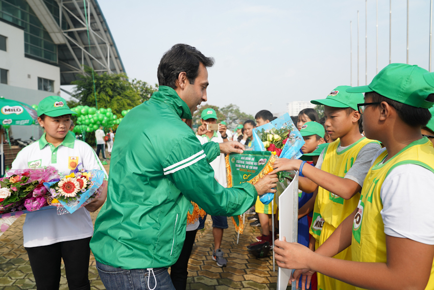 Giải bóng rổ Festival trường học Tp.HCM - Cúp MILO 2018 thu hút 120 đội tranh tài