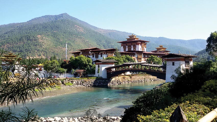 Tour 5 sao charter bay thẳng đến Bhutan