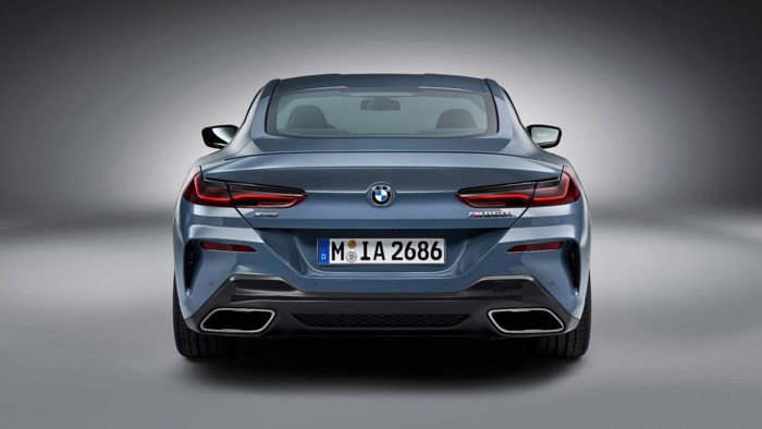 BMW 8-Series chính thức ra mắt: Ngoại thất sang trọng với sức mạnh siêu xe