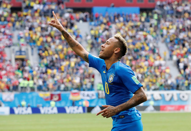 Brazil 2-0 Costa Rica: Selecao bùng nổ cuối trận