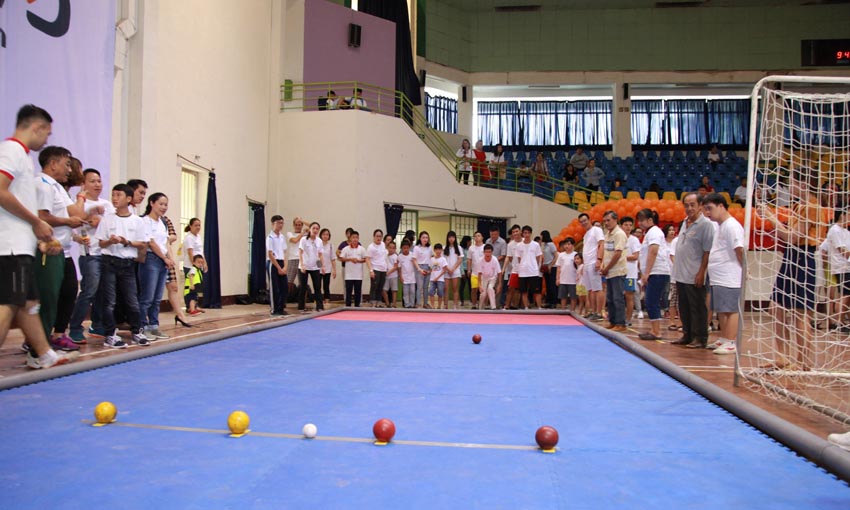 FWD hợp tác với Special Olympics triển khai chương trình hỗ trợ người thiểu năng trí tuệ 