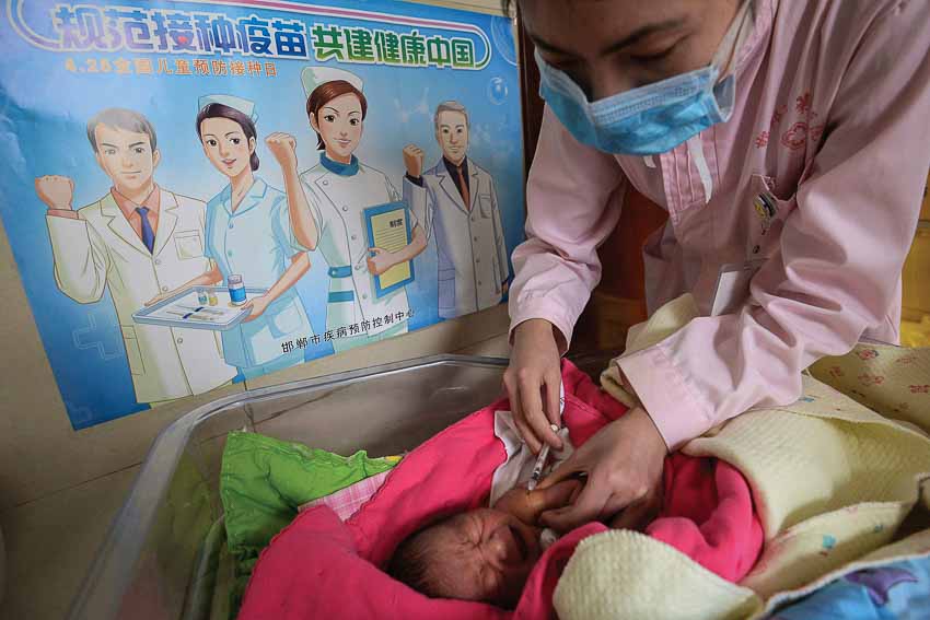 Sản xuất vắc-xin giả gây chấn động Trung Quốc