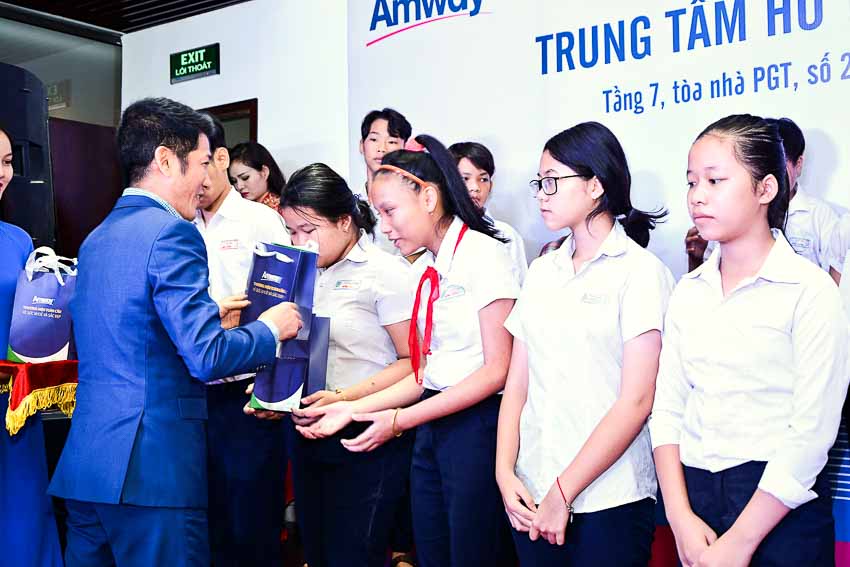 Khai trương Trung tâm hỗ trợ kinh doanh của Amway tại Đà Nẵng