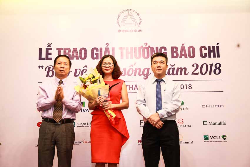 Trao giải thưởng báo chí Bảo vệ cuộc sống 2018