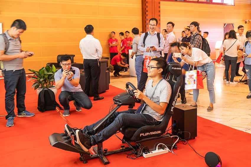 Máy chiếu Canon chính thức có mặt tại Việt Nam