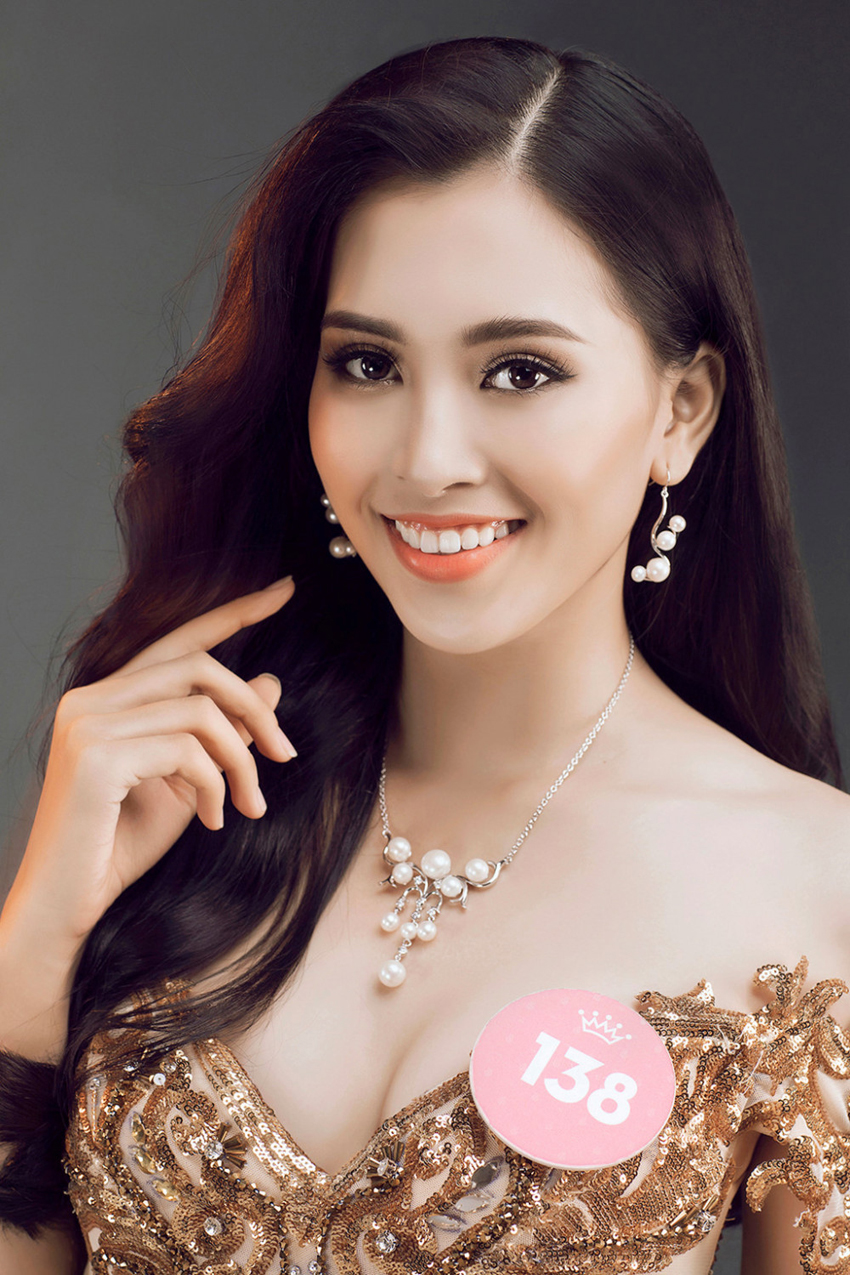 Trần Tiểu Vy đăng quang Hoa hậu Việt Nam 2018
