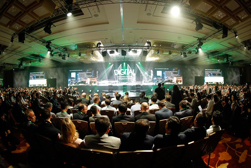 DNP-hoi-nghi-ve-dôi-moi-sang-tao-cua-Schneider-Electric-tai-Singapore-1