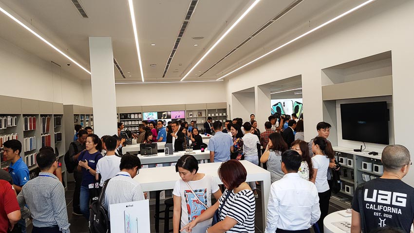 Cửa hàng Apple Store mới nhất tại Sài Gòn-9