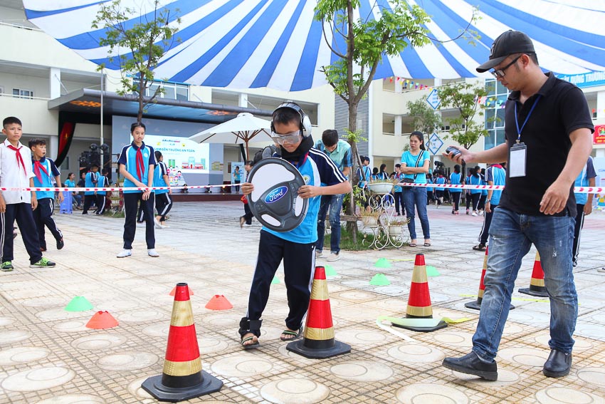 DNP-Ford-VN-day-manh-hoat-dong-cong-dong-trong-thang-cham-soc-toan-cau-2018-2