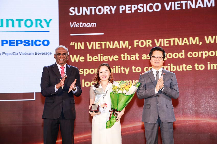 DNP-Suntory-PepsiCo-Viet-Nam-nhan-giai-thuong-nhan-su-uy-tin-chau-A-1