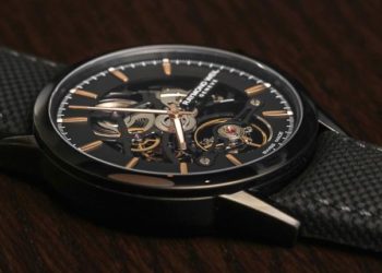 dong-ho-Freelancer-Calibre-RW1212-Skeleton-cua-Raymond-Weil-1