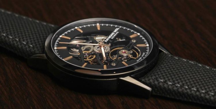 dong-ho-Freelancer-Calibre-RW1212-Skeleton-cua-Raymond-Weil-1
