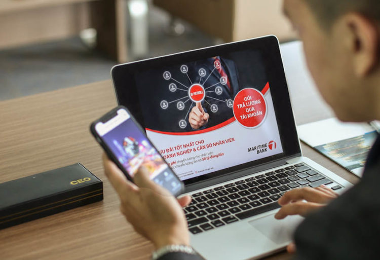 phi-dich-vu-ngan-hang-2