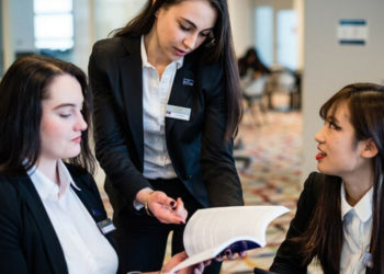 DNP777-Workshop-xu-huong-toan-cau-hoa-cua-nganh-Hospitality-ok