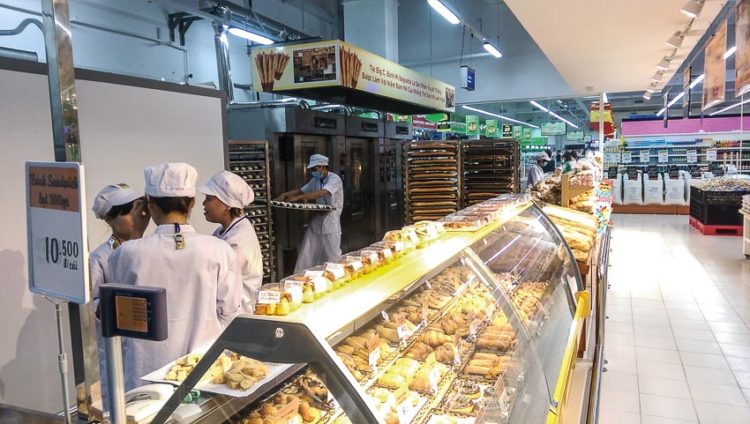 DNP777-can-lui-thoi-diem-cam-nhap-lua-mi-lan-hat-co