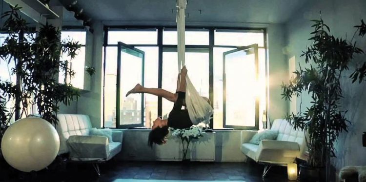 su-dung-tinh-dau-trong-luyen-tap-yoga