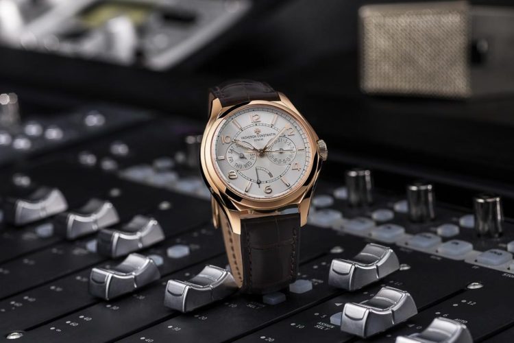 Vacheron-Constantin-gioi-thieu-BST-hoan-toan-moi-FIFTYSIX-tai-SIHH-2018-4