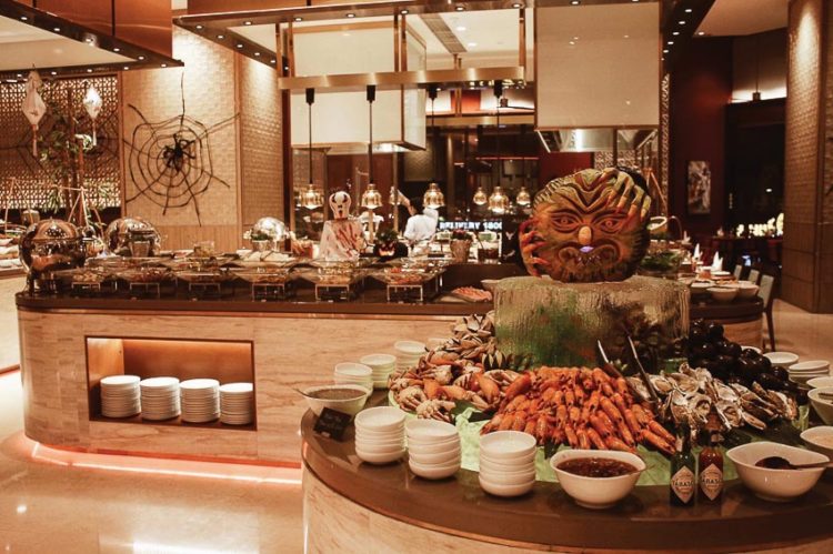 DNP778-dem-tiec-ma-quai-tai-Nha-hang-Saigon-Cafe