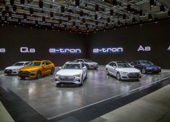 30-mau-xe-hang-dau-tai-Audi-Brand-Experience-2018