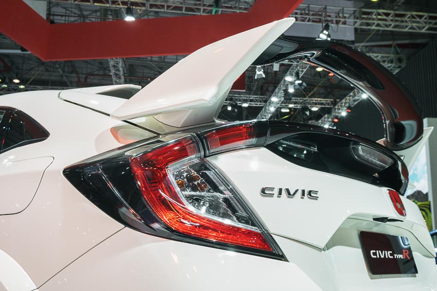 chi-tiet-Honda-Civic-Type-R-2018-VMS-2018
