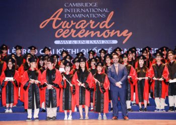 DNP-13-hoc-sinh-VAS-dat-diem-tuyet-doi-tai-cac-ky-thi-chung-chi-quoc-te-Cambridge-nam-2018-1