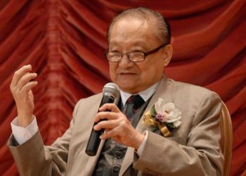 tac-gia-vo-hiep-Kim-Dung-qua-doi