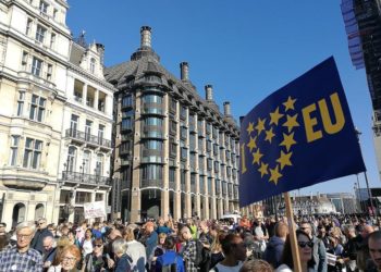 Tăng trưởng kinh tế Anh sẽ giảm 5,3% với kịch bản Brexit không thỏa thuận