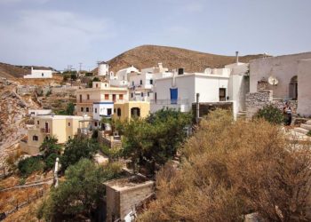 DNP779-bien-doi-khi-hau-gay-ton-hai-nghiem-trong-nen-kinh-te-toan-cau