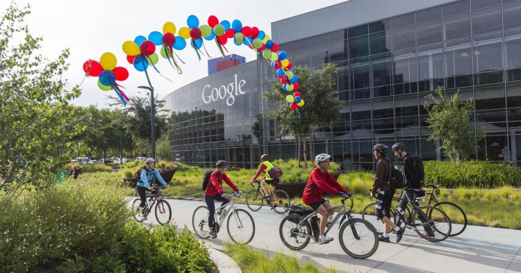 Công viên công nghệ Shoreline, gần trụ sở của Google ở California (Mỹ). | Ảnh: Getty Images