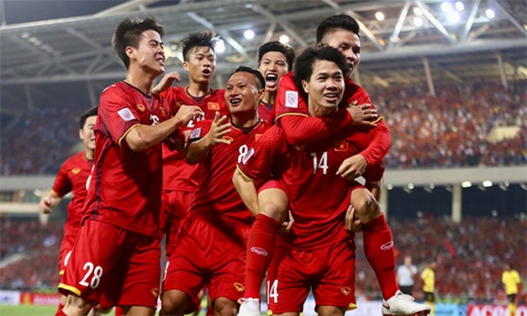 Công Phượng, Anh Đức ghi bàn giúp ĐT Việt Nam thắng Malaysia 2-0