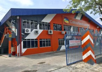 AkzoNobel mua lại Colourland Paints 2