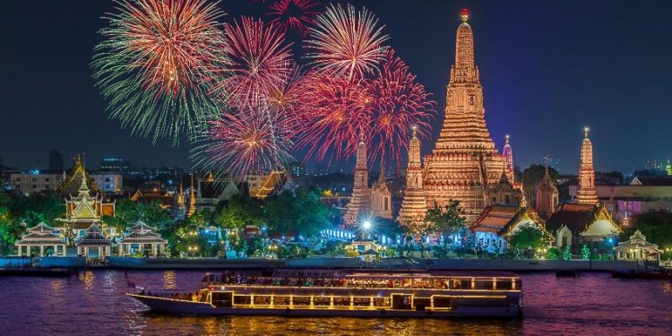 khuyến mãi ngày Black Friday 2