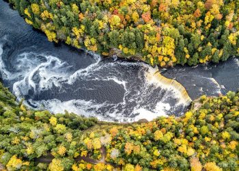 Thác Tahquamenon (Michigan, Mỹ)