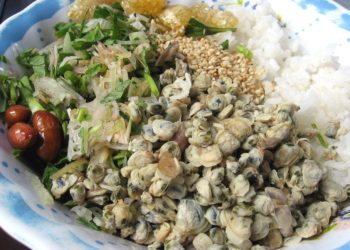 cơm hến xứ Huế 4