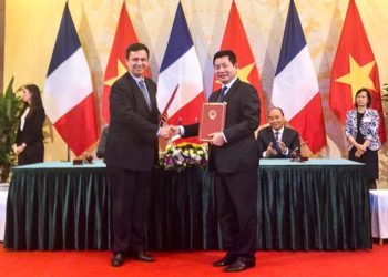 FPT và Schneider Electric hợp tác quản lý năng lượng cho doanh nghiệp 1