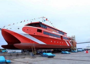 tàu cao tốc hai thân mang tên Côn Đảo Express 36 2