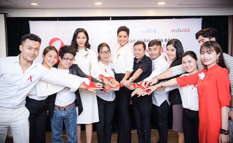 Nghệ sĩ Việt đồng hành cùng UNWOMEN - UNAIDS 3