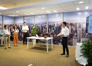 Signify giới thiệu nền tảng Interact 2