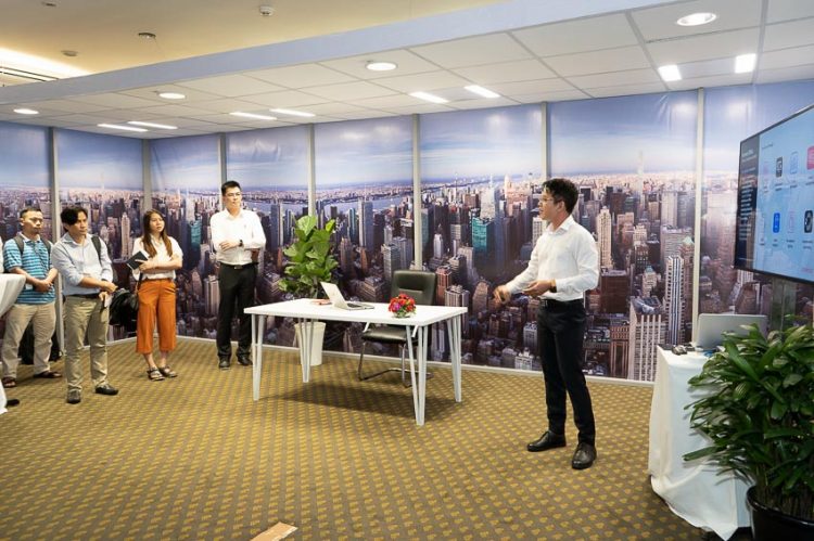 Signify giới thiệu nền tảng Interact 2