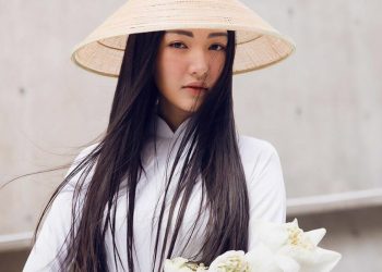 “Thơ tại sao mà làm ra?”