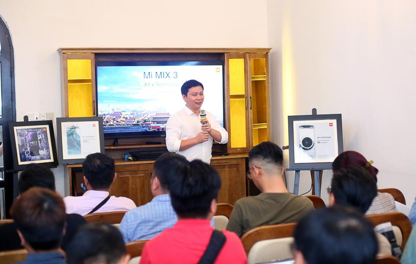 Xiaomi giới thiệu điện thoại Mi MIX 3 Việt Nam 7