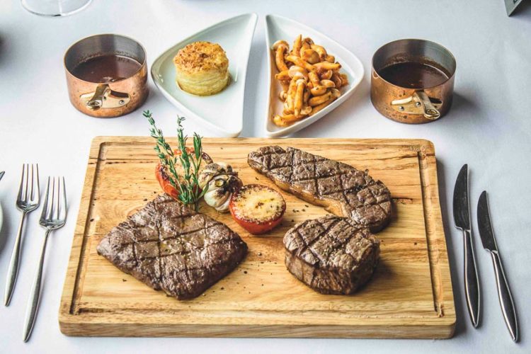 bò thượng hạng tại Nhà hàng Signature