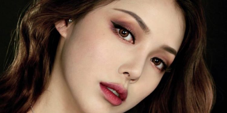 Xu hướng trang điểm mắt trên sàn diễn thời trang Thu-Đông 2018