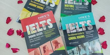 Top 3 bộ cuốn sách luyện thi IELTS hay nhất