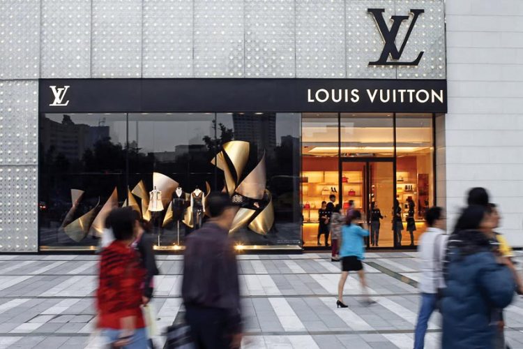 Cửa hàng Louis Vuitton